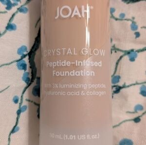 Peptide-Infused Foundation JOAH Crystal Glow 2-in-1 Multitasking Shade LN050 🆕